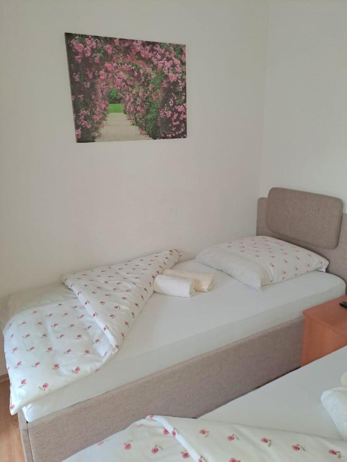 Apartment Angie 特罗吉尔 外观 照片
